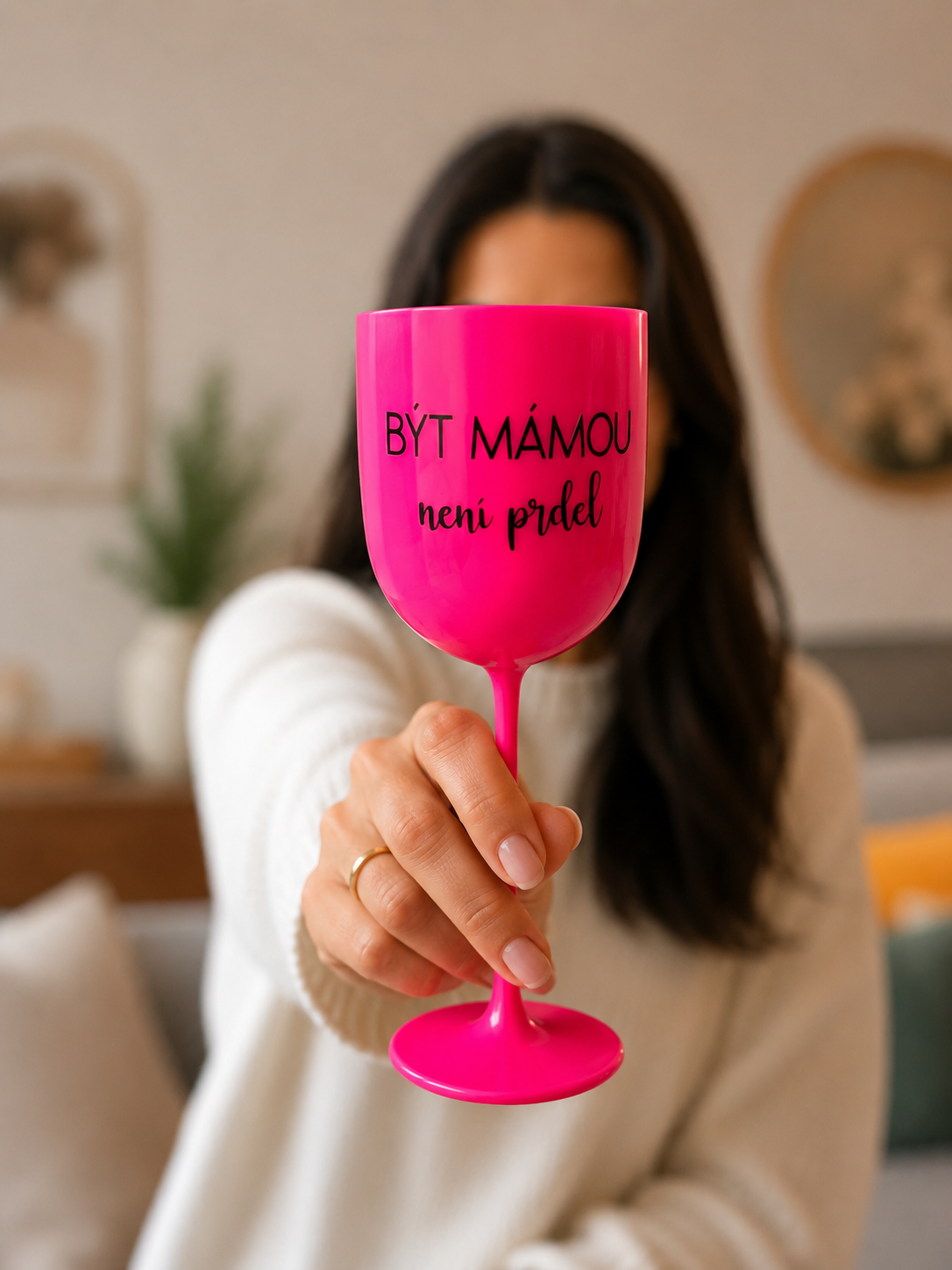Plastová sklenička “Být mámou není prdel” růžová