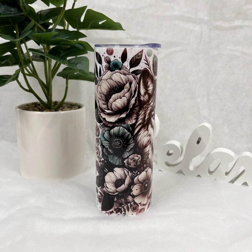 Tumbler Wolf and flowers