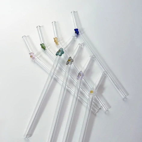 Skleněné brčko Kytičky